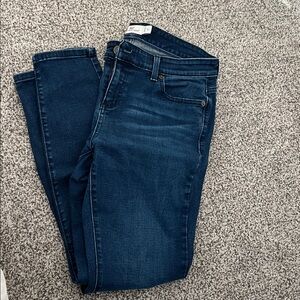 Vineyard Vines Classic Blue Jeans
